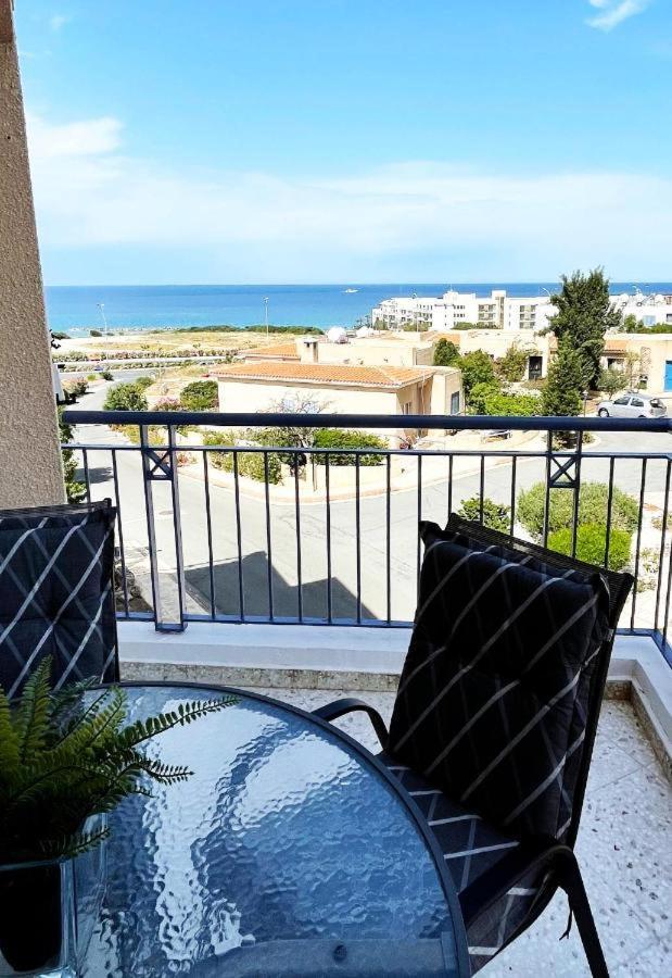 Direct Sea View & Quality Bed - Kings Palace 1 Bed Appartement *